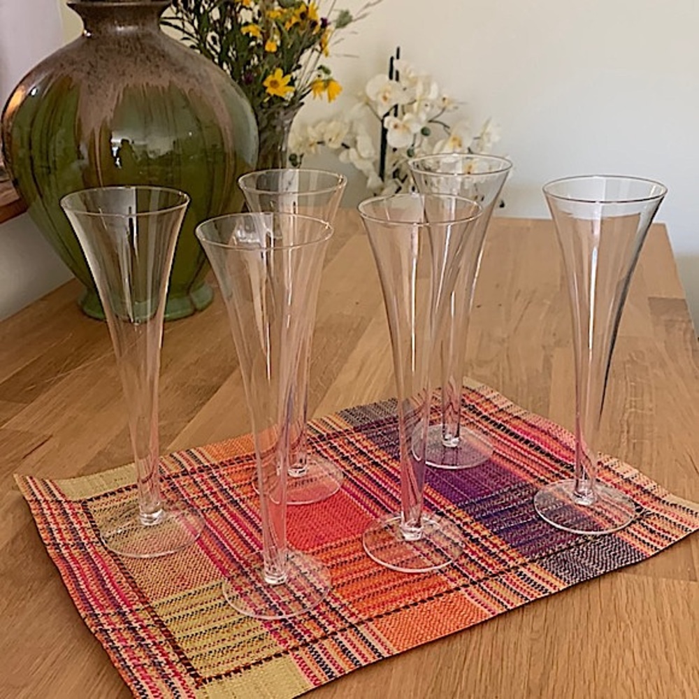 Set of 2 Crate & Barrel Hollow Stem Champagne Flutes Trumpet Glasses 10"-3/8"